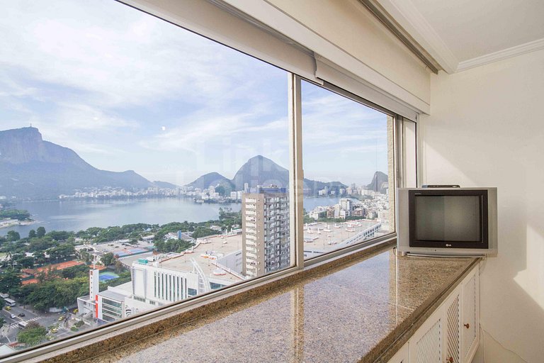 LOVELY CITY/SEA VIEW - LB1-002
