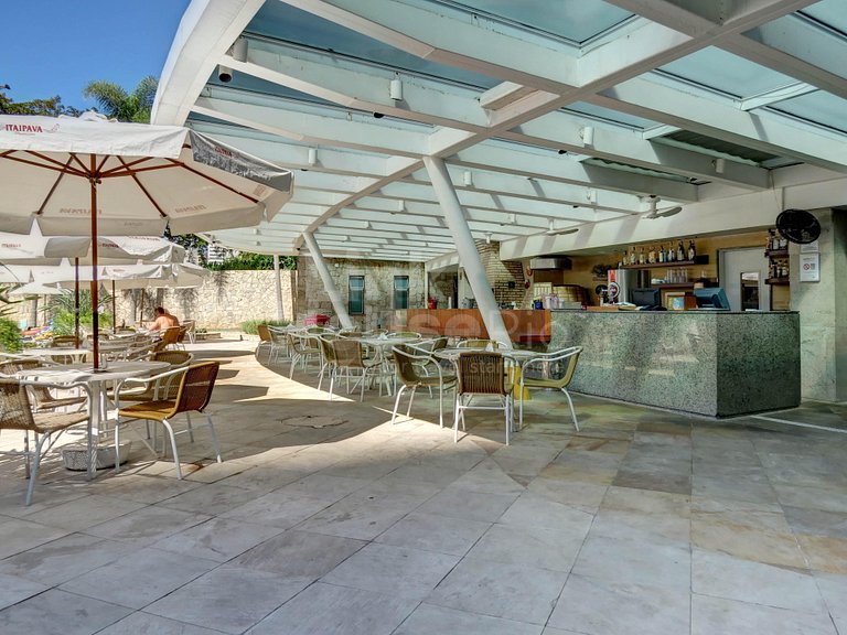 Linkhouse Rio: SEU FLAT COM VARANDA E VISTA NA QUADRA DA PRA