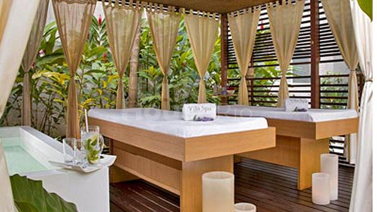 LinkHouse Barra Beachfront Resort