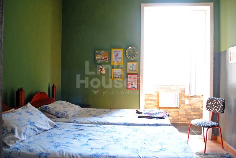 Linkhouse - COLORIDO E ACONCHEGANTE APARTAMENTO NO CORAÇÃO D