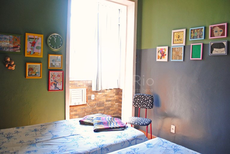 Linkhouse - COLORIDO E ACONCHEGANTE APARTAMENTO NO CORAÇÃO D