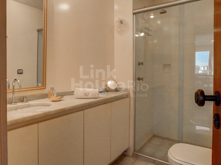 MOUNTAIN VIEW APART-HOTEL 1-BDR LB1-0011