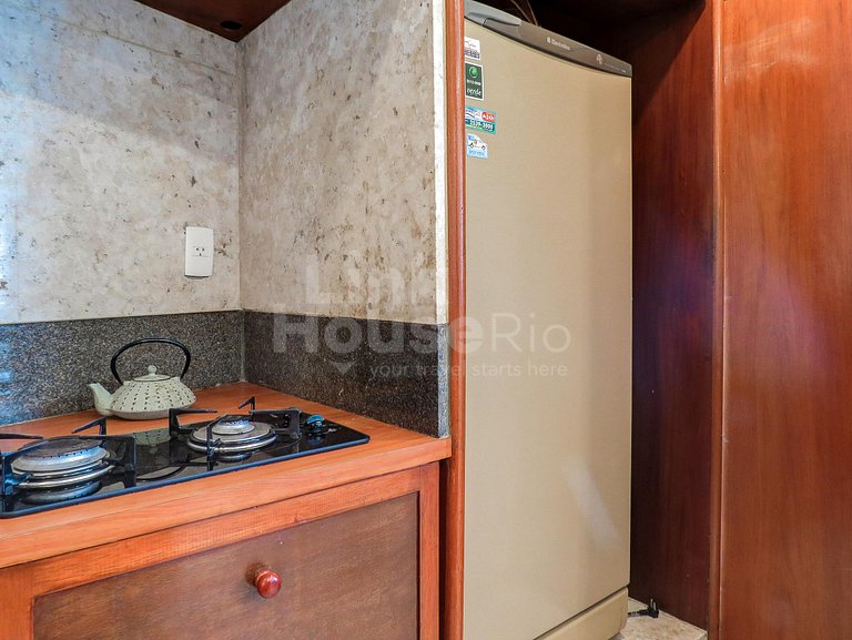 MOUNTAIN VIEW APART-HOTEL 1-BDR LB1-0011