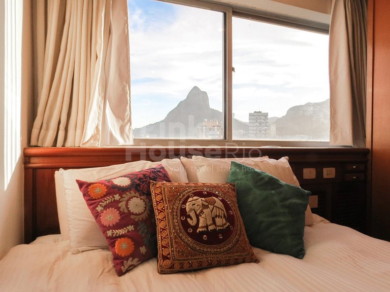 MOUNTAIN VIEW APART-HOTEL 1-BDR LB1-0011
