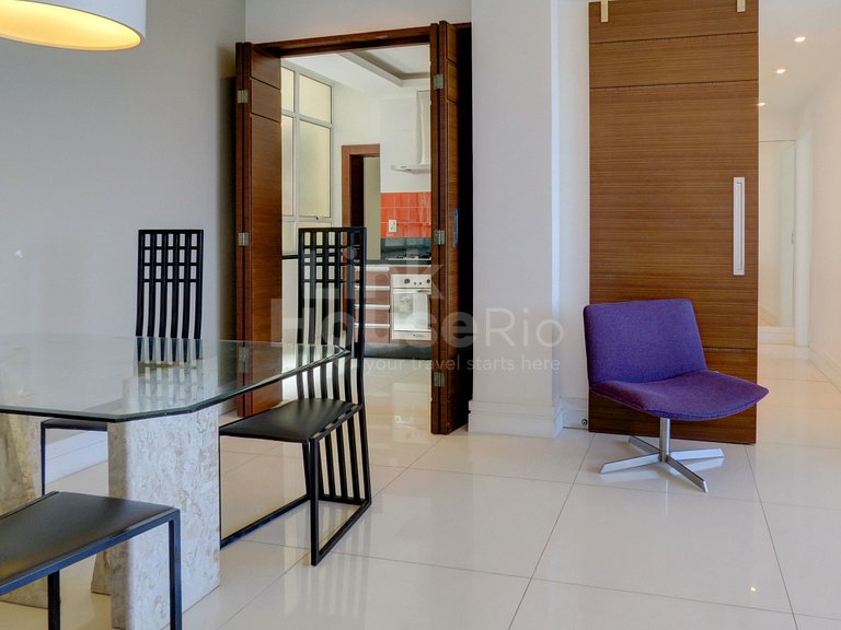 Maravilloso apartamento Frente Mar en Copacabana C1-0025