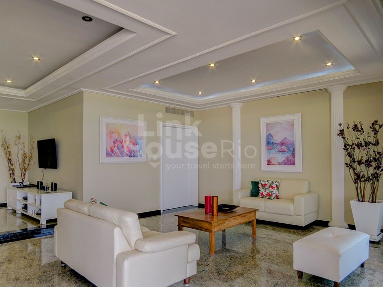 Apartamento Gigante com Varandão Frontal Mar no Melhor Ponto