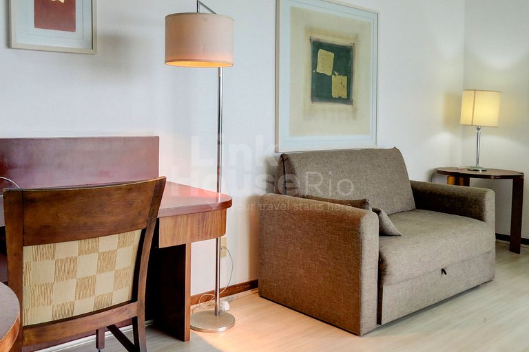 Linkhouse Rio: SEU FLAT COM VARANDA E VISTA NA QUADRA DA PRA