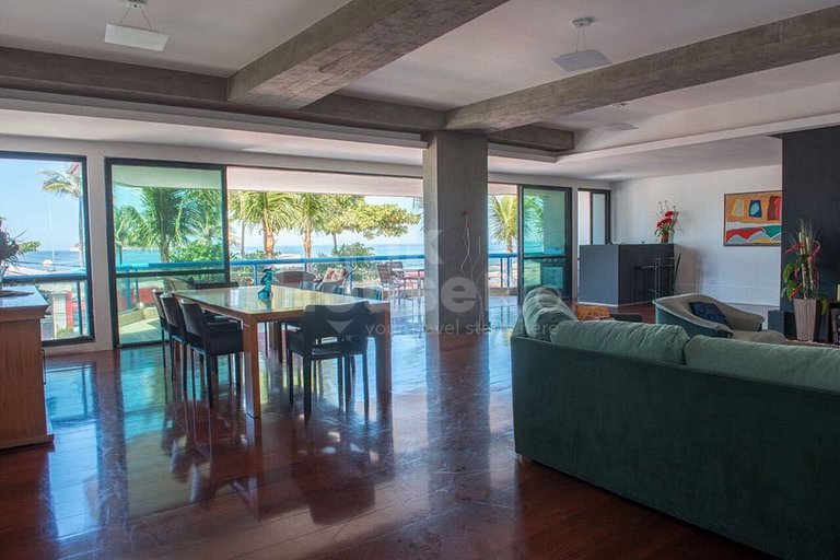 LinkHouse - YOUR BEACH FRONT HOME W/ BALCONY #B1-0023