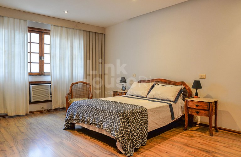 LinkHouse - THE SEA VIEW YOU'VE DREAMED MORE THE CHARM OF TH
