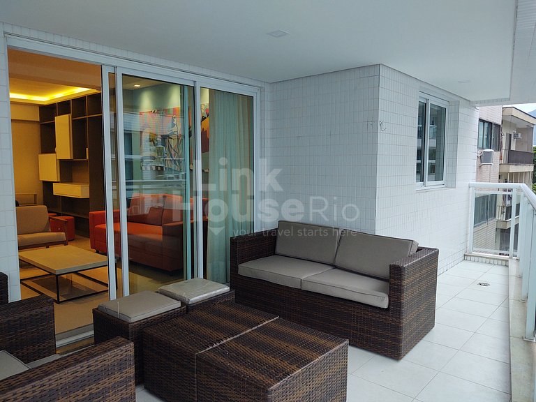Lanai Apart Hotel, Flat Moderno com Vista Mar no Posto 2 da