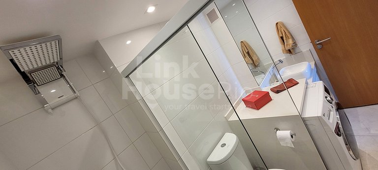 Vista Mar e Arquitetura Estilosa para suas ferias de luxo B1