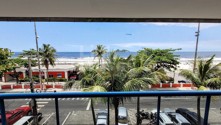 Sua Casa Frente ao Mar e com Varandão no Melhor Ponto da Bar