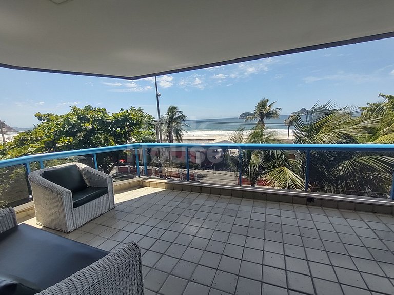 Sua Casa Frente ao Mar e com Varandão no Melhor Ponto da Bar