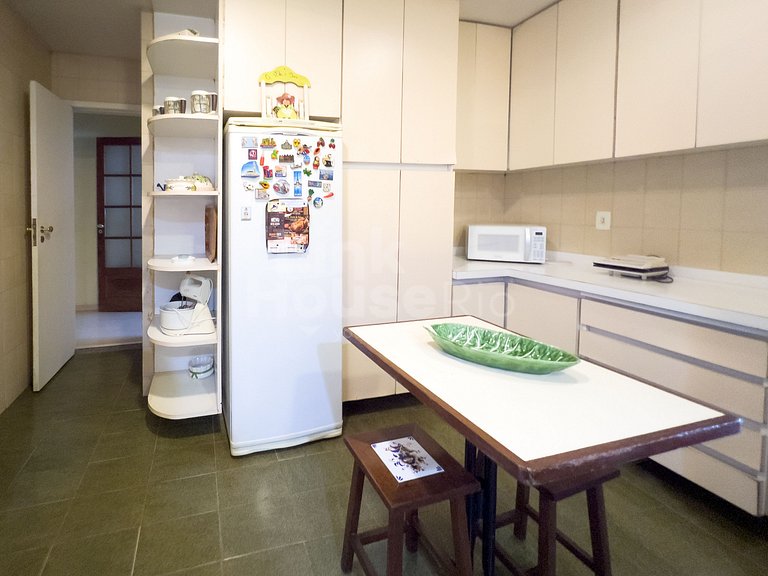 Maravilhosa vista mar e muito conforto para sua família C2-0