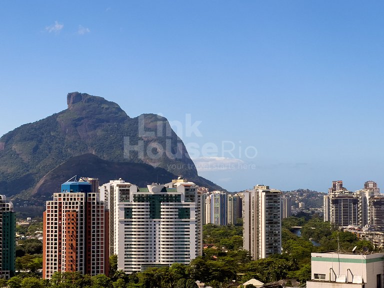 Maravilhosa Cobertura com Vista Panorâmica, Piscina e varand