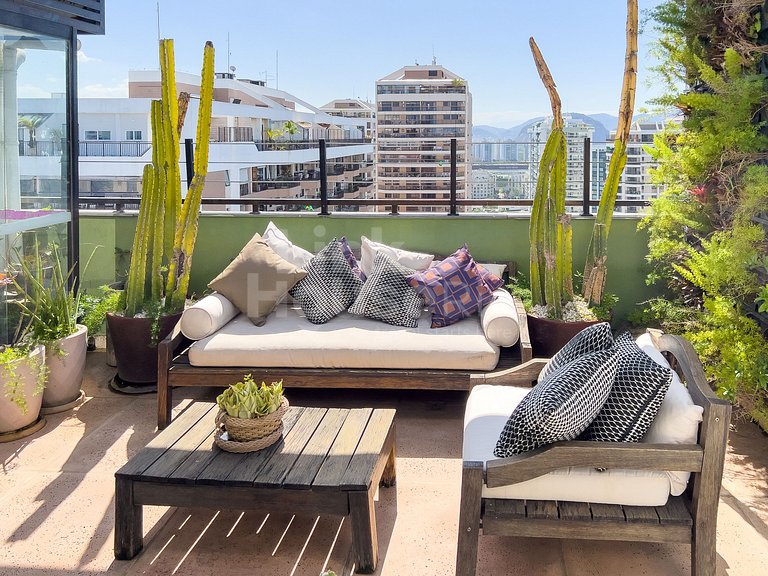 Maravilhosa Cobertura com Vista Panorâmica, Piscina e varand