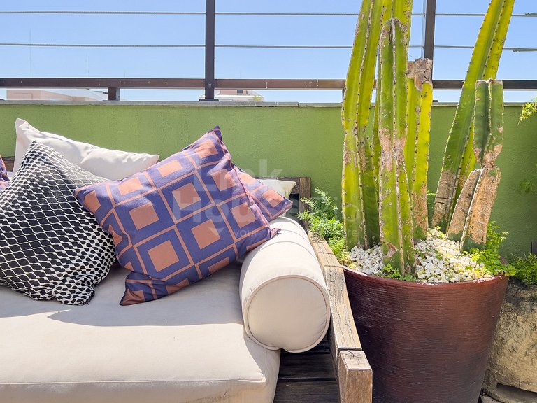 Maravilhosa Cobertura com Vista Panorâmica, Piscina e varand