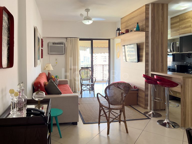 Aconchegante Flat com Varanda Grande e Vista Linda da Barra