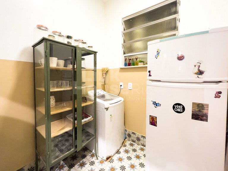 Apartamento Lindo e Confortável de Lado à Praia de Copacaban
