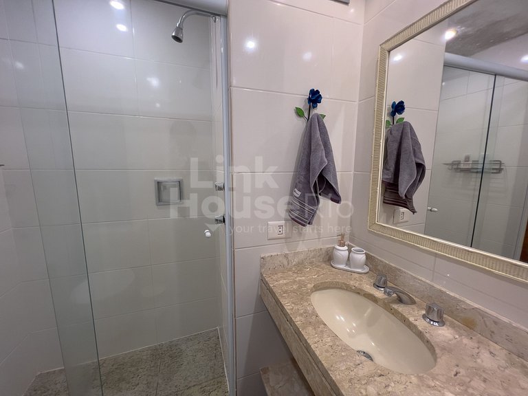 Apart Hotel Barra Leme com Vista Maravilhosa e 2 Qts B1-003