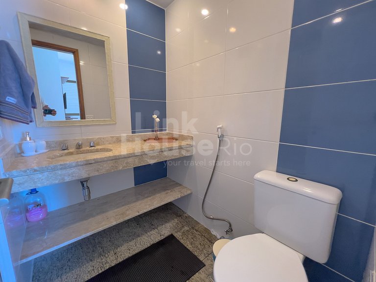 Apart Hotel Barra Leme com Vista Maravilhosa e 2 Qts B1-003