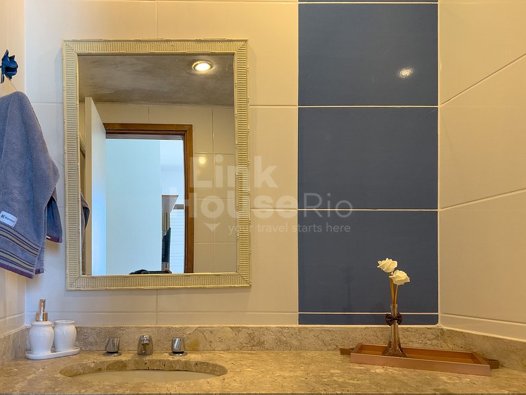 Apart Hotel Barra Leme com Vista Maravilhosa e 2 Qts B1-003