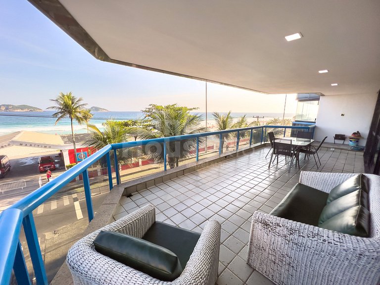 Sua Casa Frente ao Mar e com Varandão no Melhor Ponto da Bar