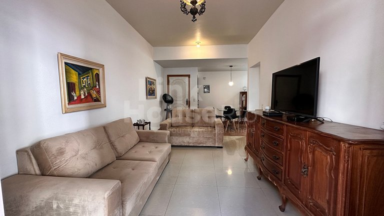 Apartamento Espaçoso a 1 quadra da praia B2-001