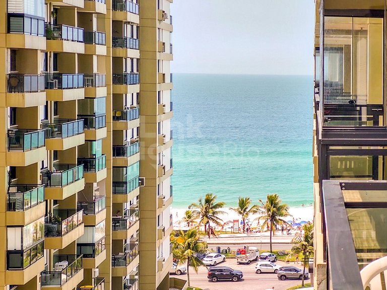 Beautiful Flat For Your Rest Facing the Sea!