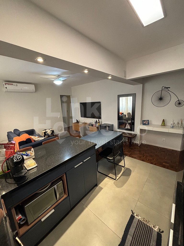 Recém reformado no coração de Copacabana C1-0031