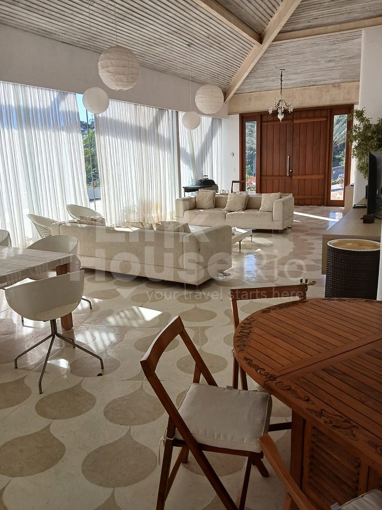 Casa com vista panoramica da Praia da Ferradura