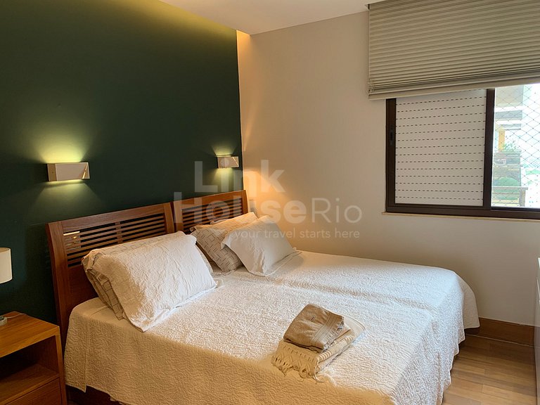 Cobertura Duplex com piscina e Vista Mar B11-0018